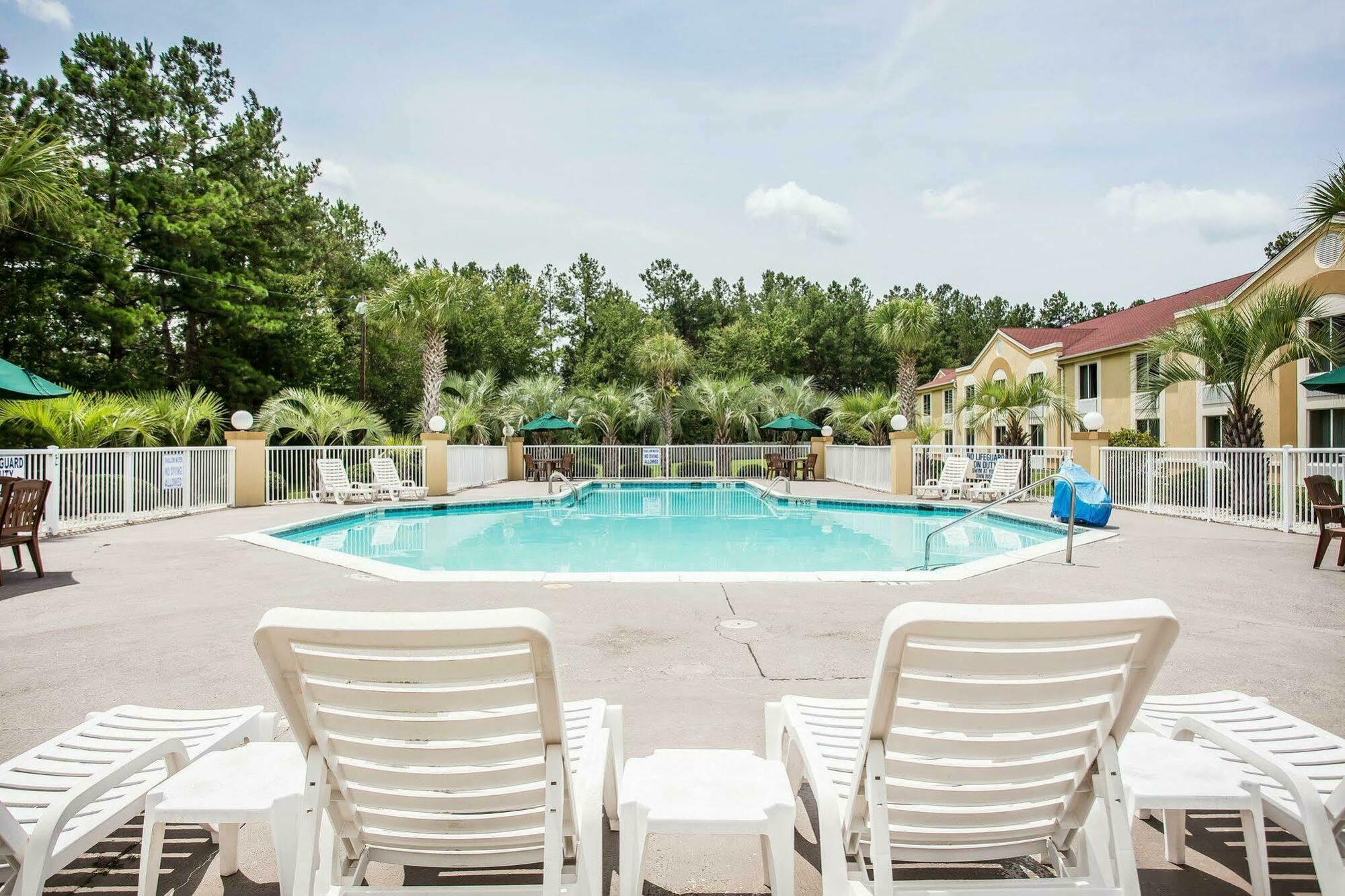 Comfort Inn&Suites Walterboro I-95 Eksteriør bilde